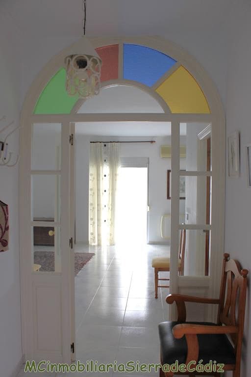 3 soveværelse Lejlighed til salg i Olvera - € 112.000 (Ref: 8390817)