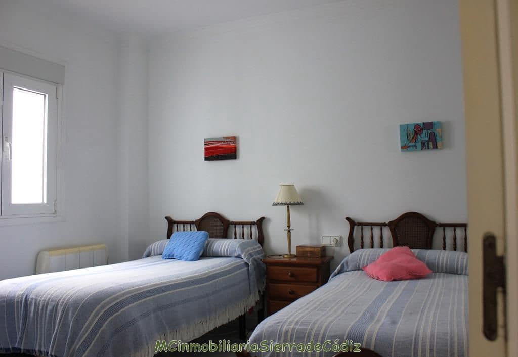 3 soveværelse Lejlighed til salg i Olvera - € 112.000 (Ref: 8390817)