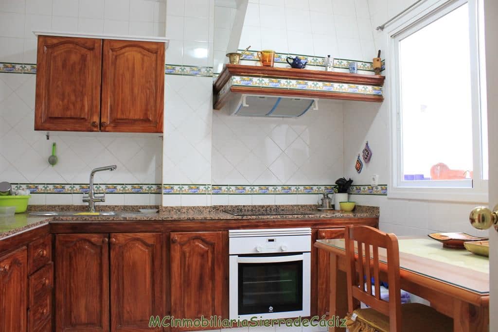 3 soveværelse Lejlighed til salg i Olvera - € 112.000 (Ref: 8390817)