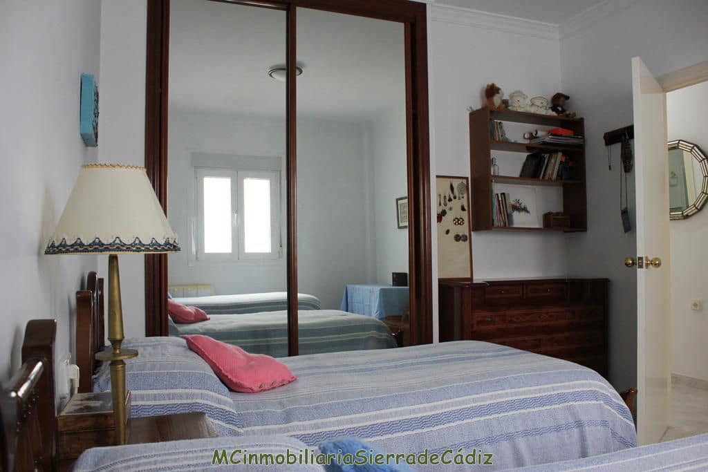 3 soveværelse Lejlighed til salg i Olvera - € 112.000 (Ref: 8390817)