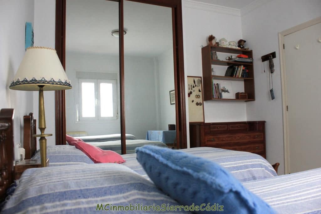 3 soveværelse Lejlighed til salg i Olvera - € 112.000 (Ref: 8390817)