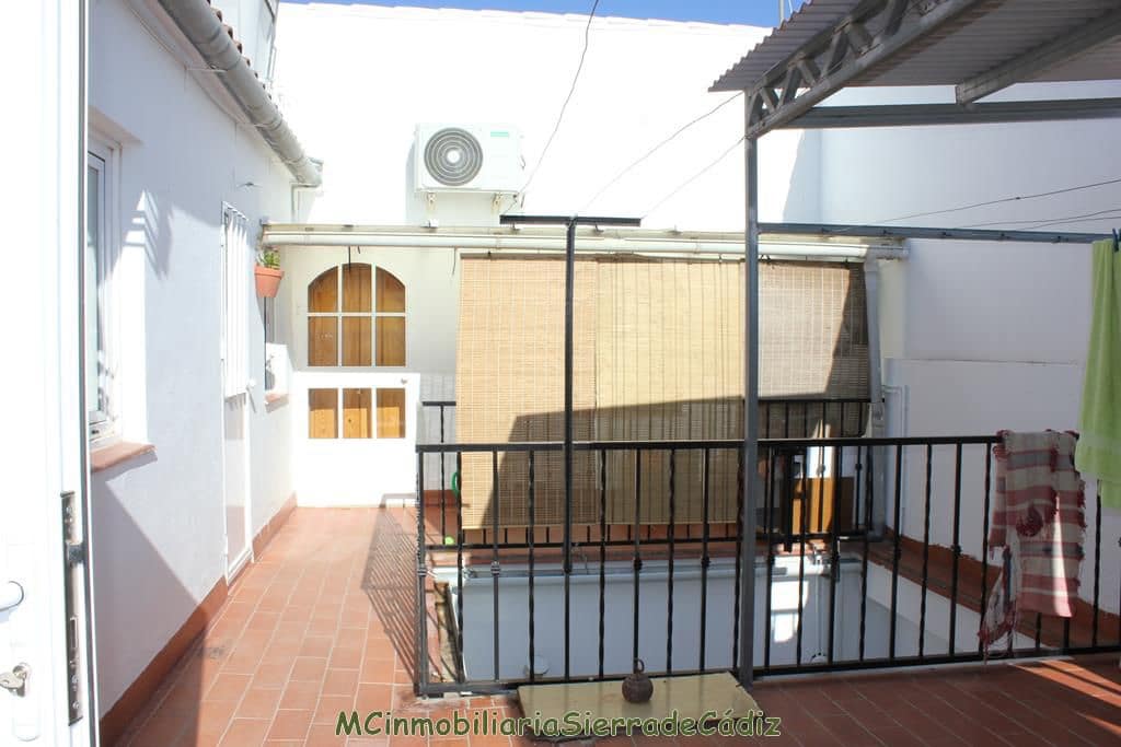 3 soveværelse Lejlighed til salg i Olvera - € 112.000 (Ref: 8390817)