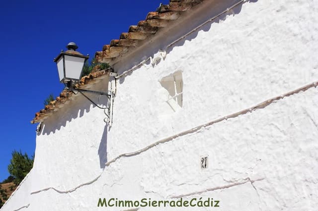 3 soverom Hus til salgs i Algodonales med garasje - € 110 000 (Ref: 8438427)