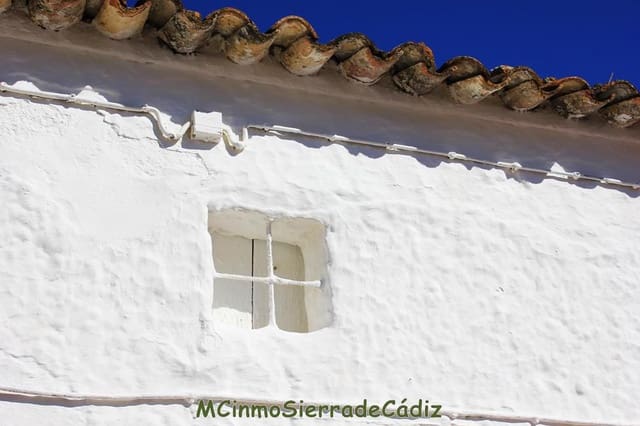 3 soverom Hus til salgs i Algodonales med garasje - € 110 000 (Ref: 8438427)