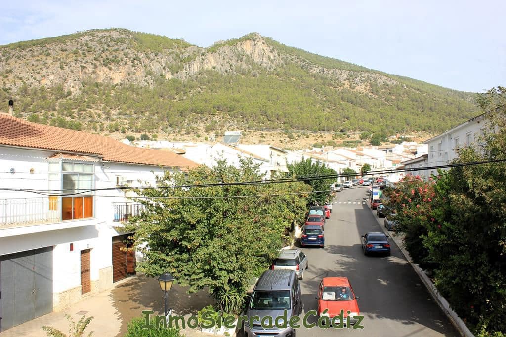 3 slaapkamer Flat te koop in Algodonales - € 85.000 (Ref: 8590497)