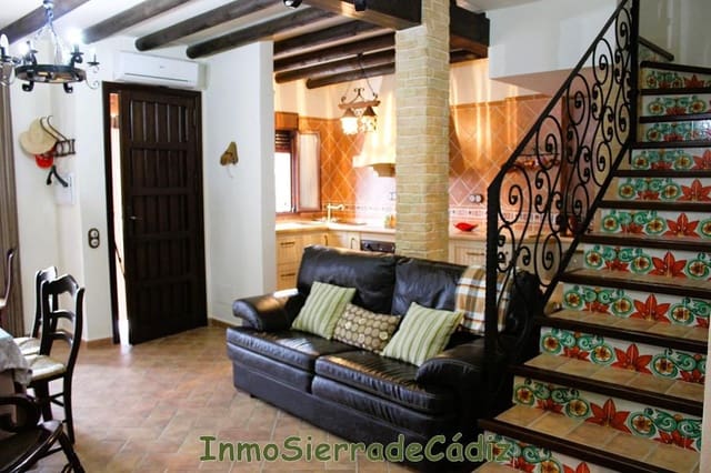 2 bedroom Townhouse for sale in Algodonales - € 110,000 (Ref: 8705183)