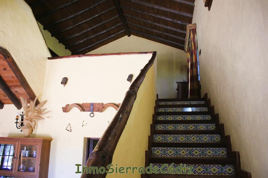 4 Zimmer Finca/Landgut zu verkaufen in Zahara de la Sierra mit Garage - 580.000 € (Ref: 8709821)