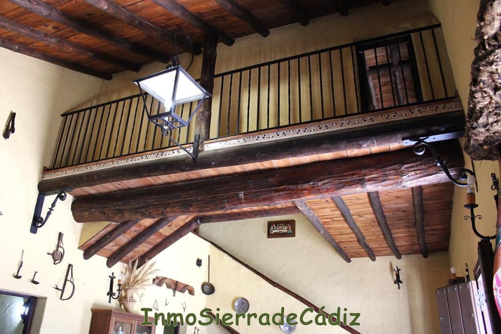 4 Zimmer Finca/Landgut zu verkaufen in Zahara de la Sierra mit Garage - 580.000 € (Ref: 8709821)