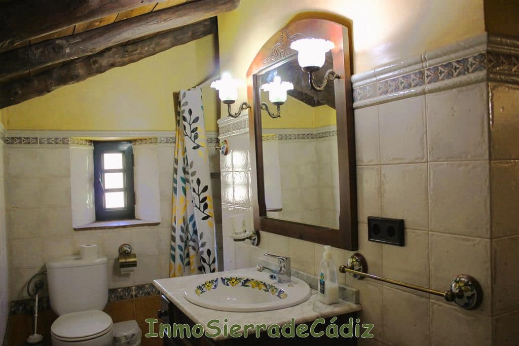 4 Zimmer Finca/Landgut zu verkaufen in Zahara de la Sierra mit Garage - 580.000 € (Ref: 8709821)