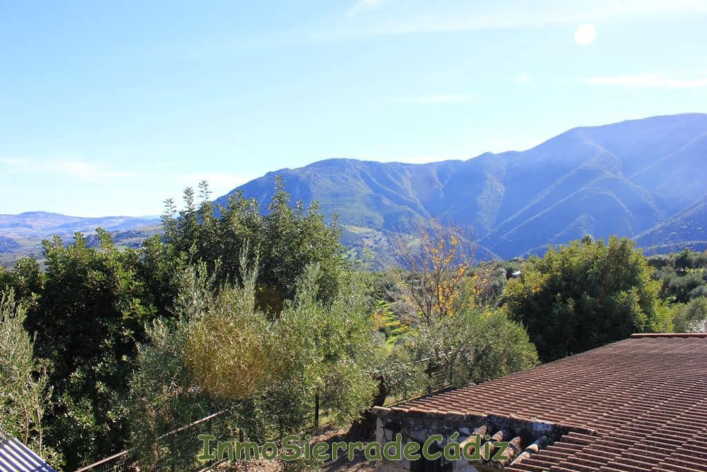 4 Zimmer Finca/Landgut zu verkaufen in Zahara de la Sierra mit Garage - 580.000 € (Ref: 8709821)