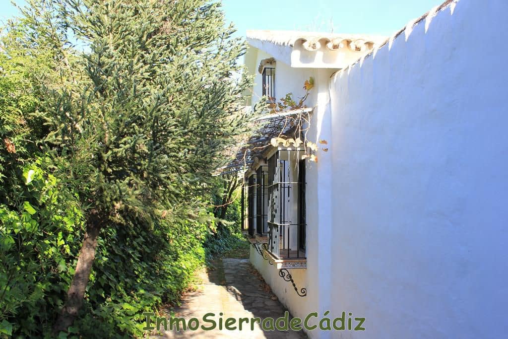 4 Zimmer Finca/Landgut zu verkaufen in Zahara de la Sierra mit Garage - 580.000 € (Ref: 8709821)