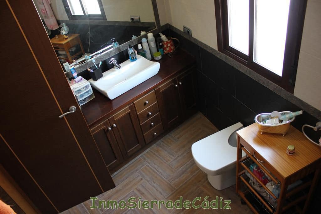 5 camera da letto Casa in vendita in Algodonales con garage - 195.000 € (Rif: 8727406)