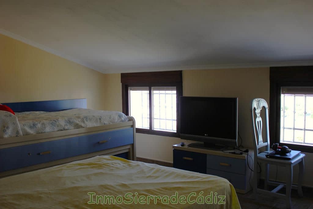 5 camera da letto Casa in vendita in Algodonales con garage - 195.000 € (Rif: 8727406)