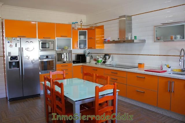 5 camera da letto Casa in vendita in Algodonales con garage - 195.000 € (Rif: 8727406)