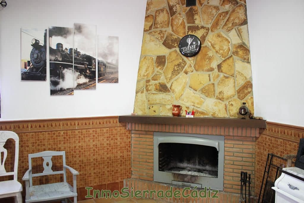 5 camera da letto Casa in vendita in Algodonales con garage - 195.000 € (Rif: 8727406)
