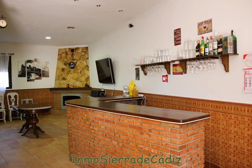 5 camera da letto Casa in vendita in Algodonales con garage - 195.000 € (Rif: 8727406)