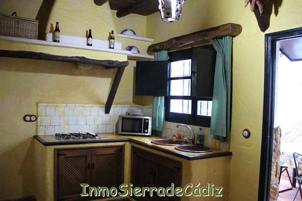 7 soveværelse Byhus til salg i Zahara de la Sierra - € 460.000 (Ref: 8824675)
