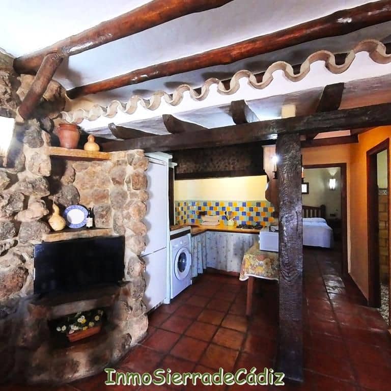 7 soveværelse Byhus til salg i Zahara de la Sierra - € 460.000 (Ref: 8824675)