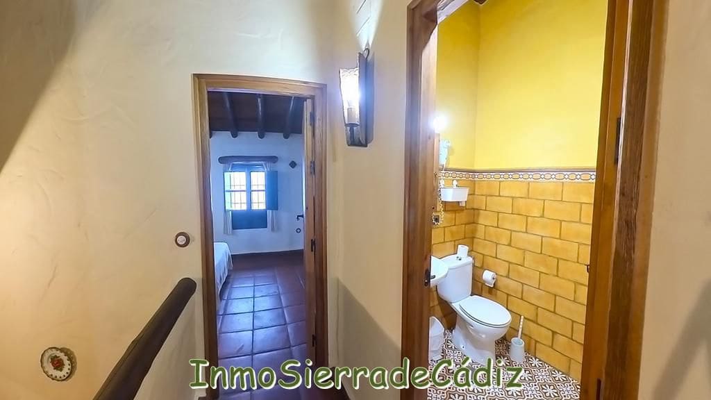 7 soveværelse Byhus til salg i Zahara de la Sierra - € 460.000 (Ref: 8824675)