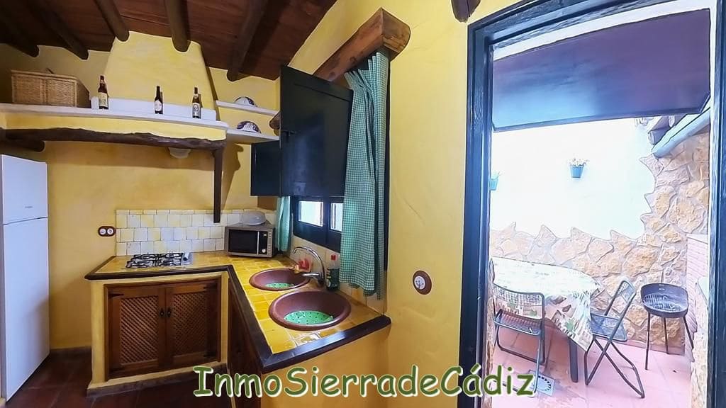 7 soveværelse Byhus til salg i Zahara de la Sierra - € 460.000 (Ref: 8824675)