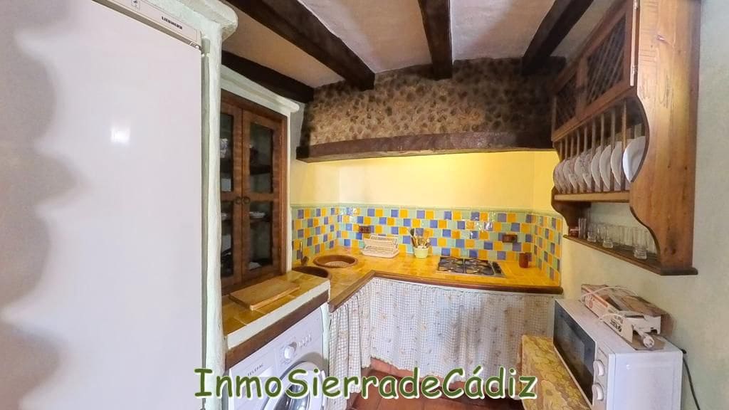 7 soveværelse Byhus til salg i Zahara de la Sierra - € 460.000 (Ref: 8824675)