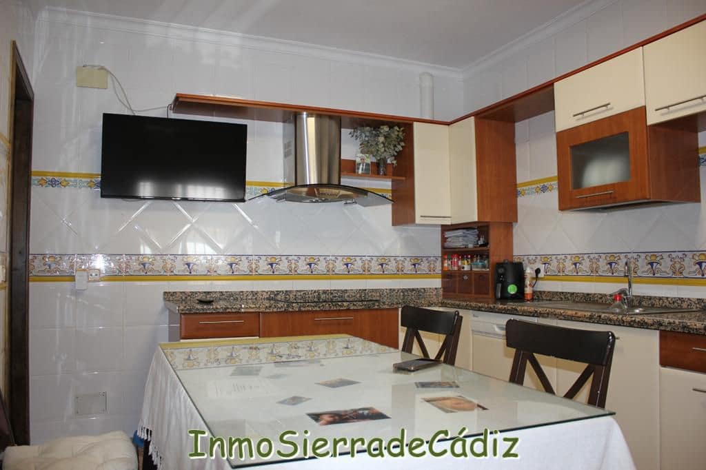 3 soveværelse Byhus til salg i Algodonales med garage - € 179.000 (Ref: 8927230)
