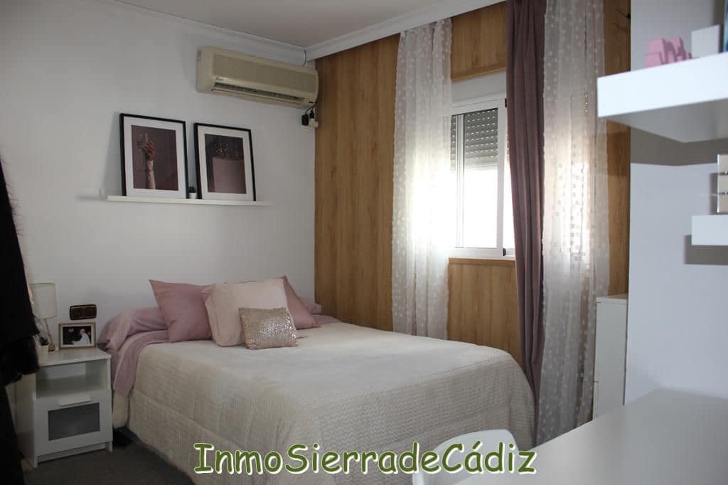 3 soveværelse Byhus til salg i Algodonales med garage - € 179.000 (Ref: 8927230)