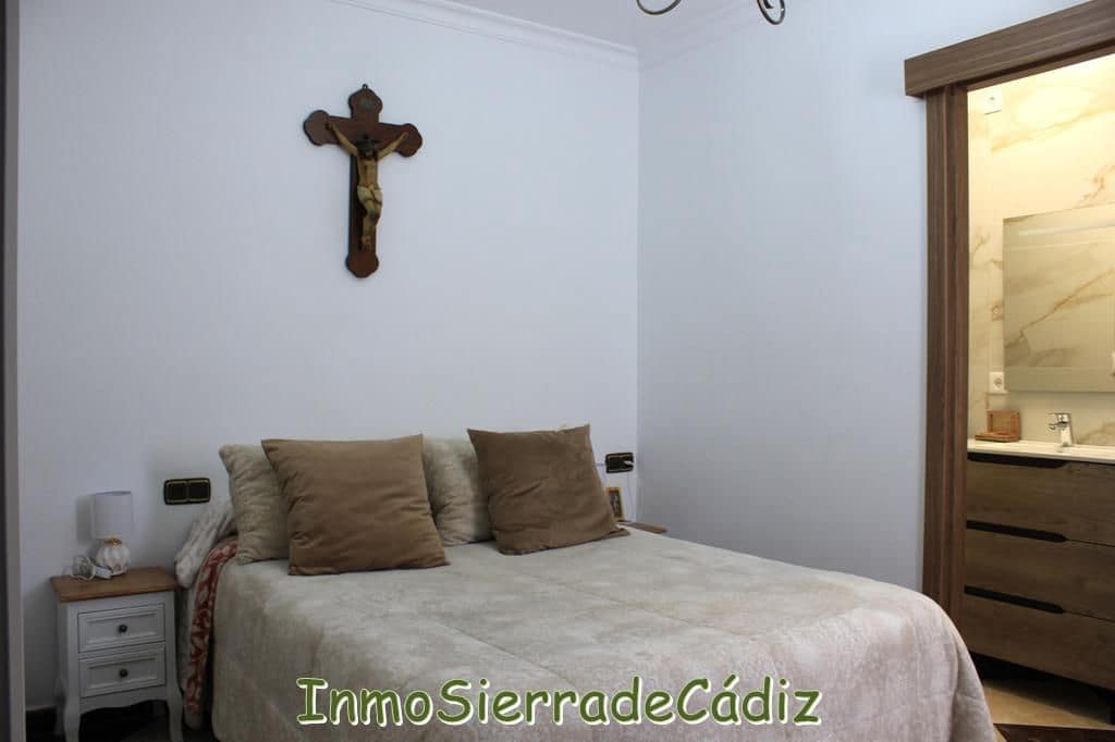 3 soveværelse Byhus til salg i Algodonales med garage - € 179.000 (Ref: 8927230)