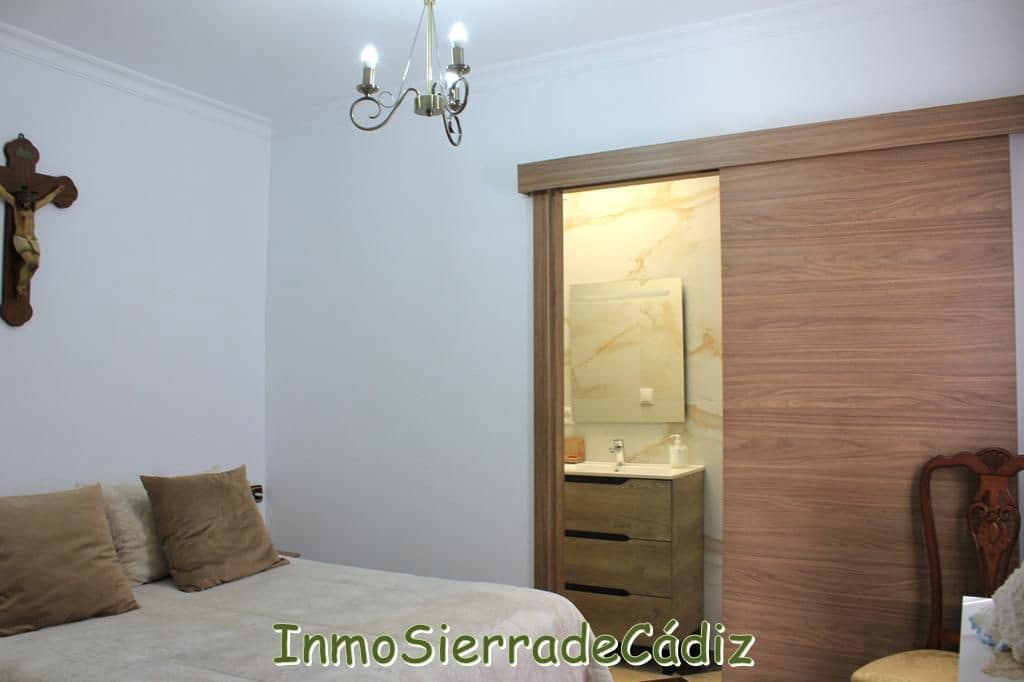 3 soveværelse Byhus til salg i Algodonales med garage - € 179.000 (Ref: 8927230)