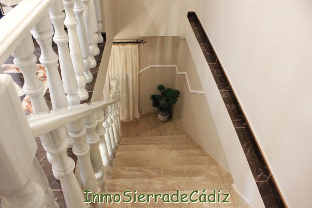 3 soveværelse Byhus til salg i Algodonales med garage - € 179.000 (Ref: 8927230)