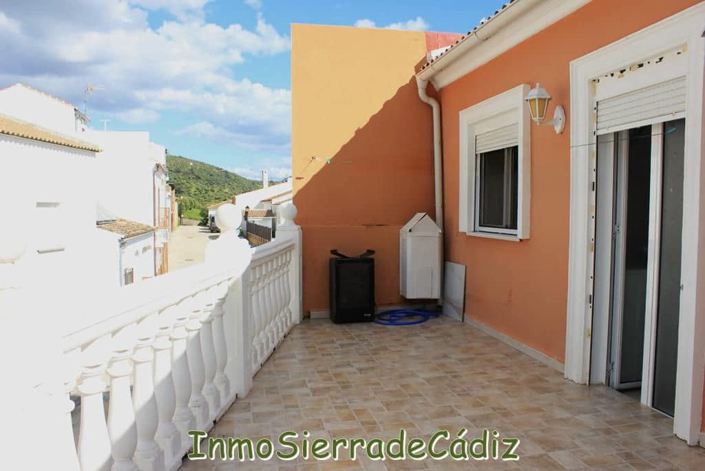 3 soveværelse Byhus til salg i Algodonales med garage - € 179.000 (Ref: 8927230)