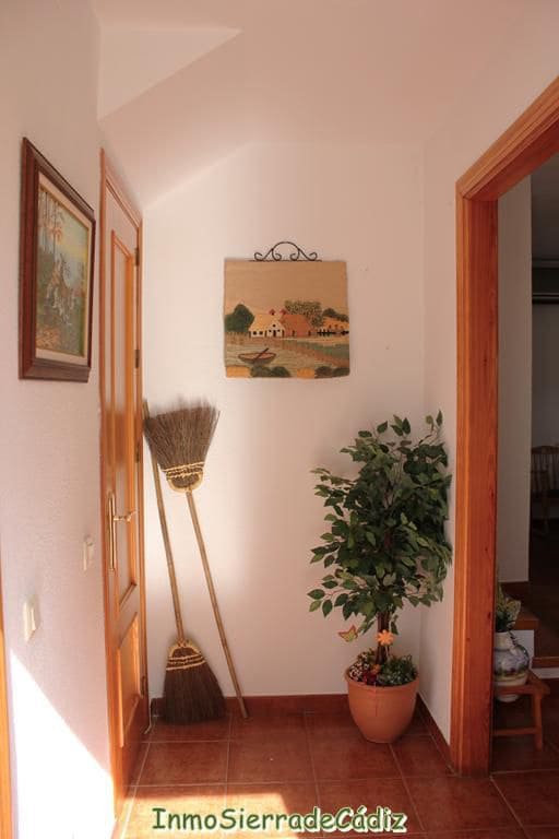 3 soveværelse Byhus til salg i Zahara de la Sierra - € 135.000 (Ref: 8927232)