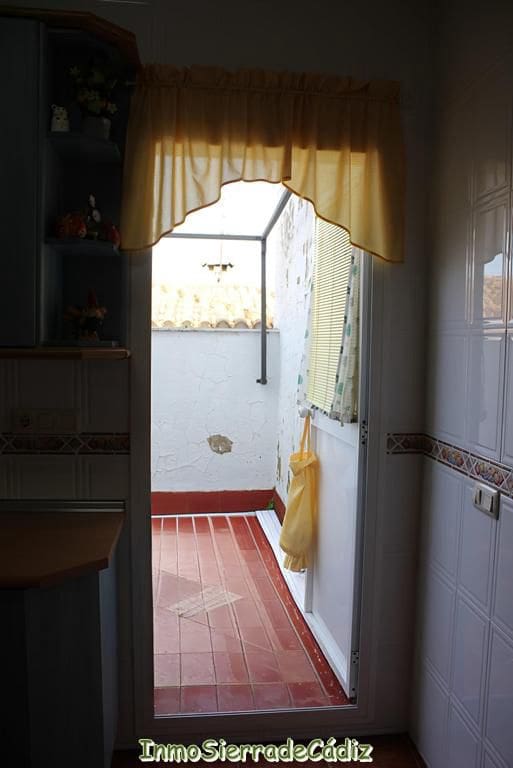 3 soveværelse Byhus til salg i Zahara de la Sierra - € 135.000 (Ref: 8927232)