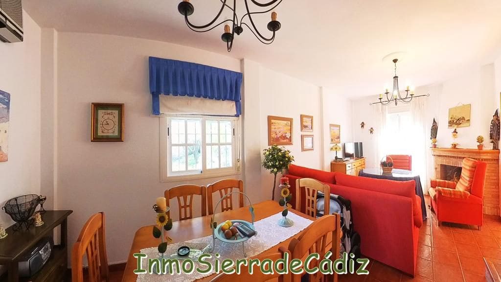 3 soveværelse Byhus til salg i Zahara de la Sierra - € 135.000 (Ref: 8927232)