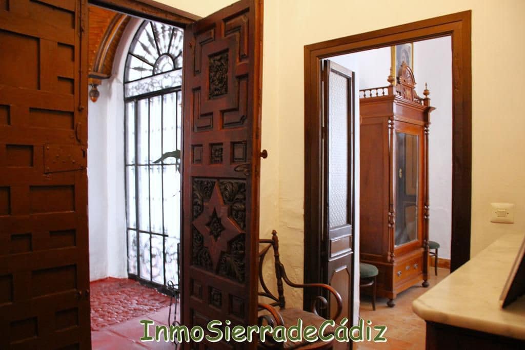 9 slaapkamer Huis te koop in Olvera - € 420.000 (Ref: 8944930)