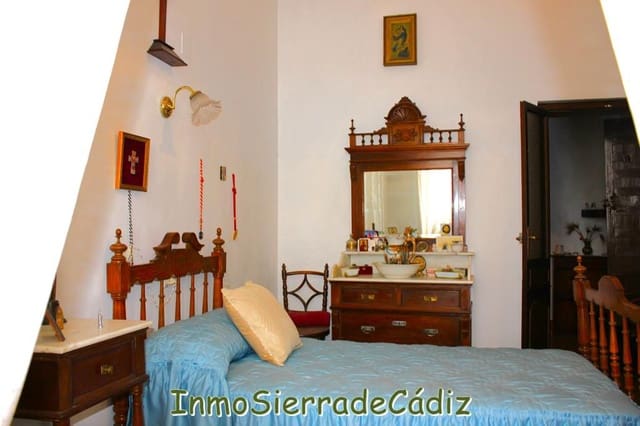 9 slaapkamer Huis te koop in Olvera - € 420.000 (Ref: 8944930)