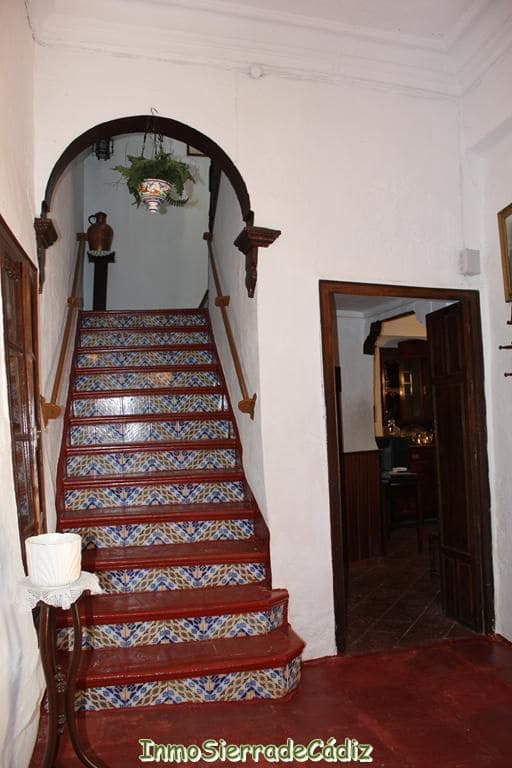 9 slaapkamer Huis te koop in Olvera - € 420.000 (Ref: 8944930)