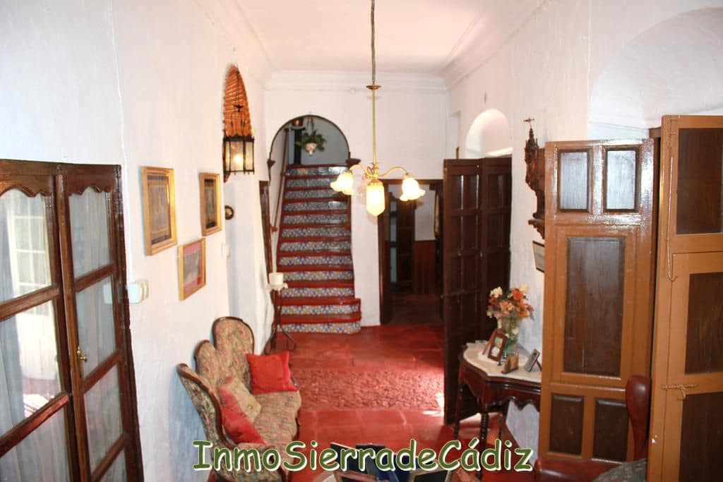 9 slaapkamer Huis te koop in Olvera - € 420.000 (Ref: 8944930)