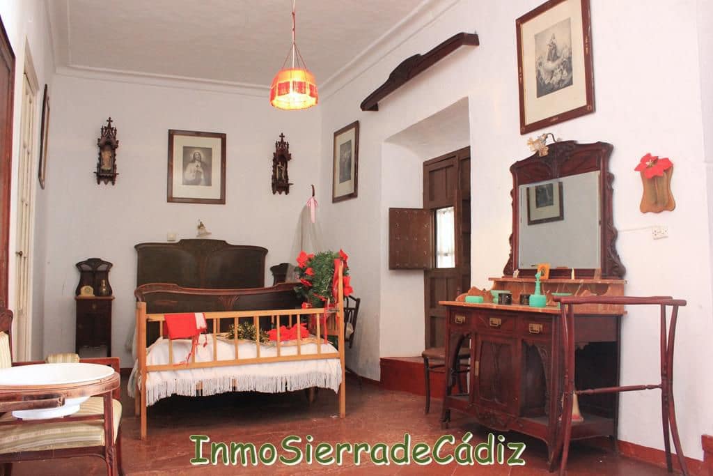 9 slaapkamer Huis te koop in Olvera - € 420.000 (Ref: 8944930)