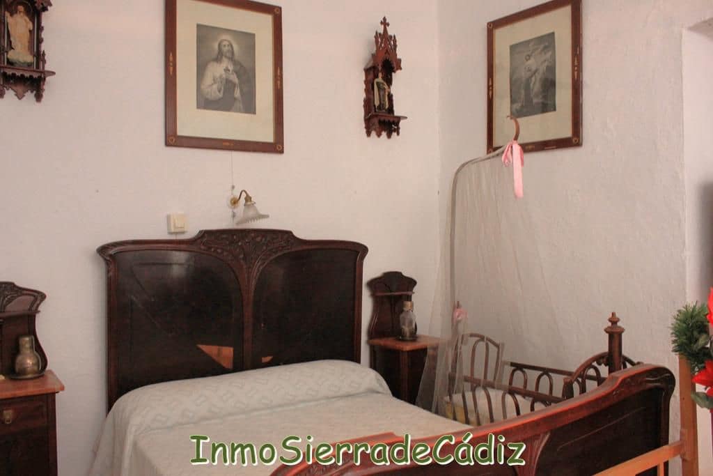 9 slaapkamer Huis te koop in Olvera - € 420.000 (Ref: 8944930)