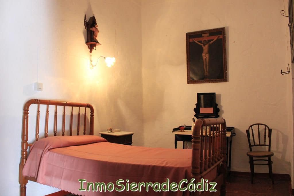 9 slaapkamer Huis te koop in Olvera - € 420.000 (Ref: 8944930)