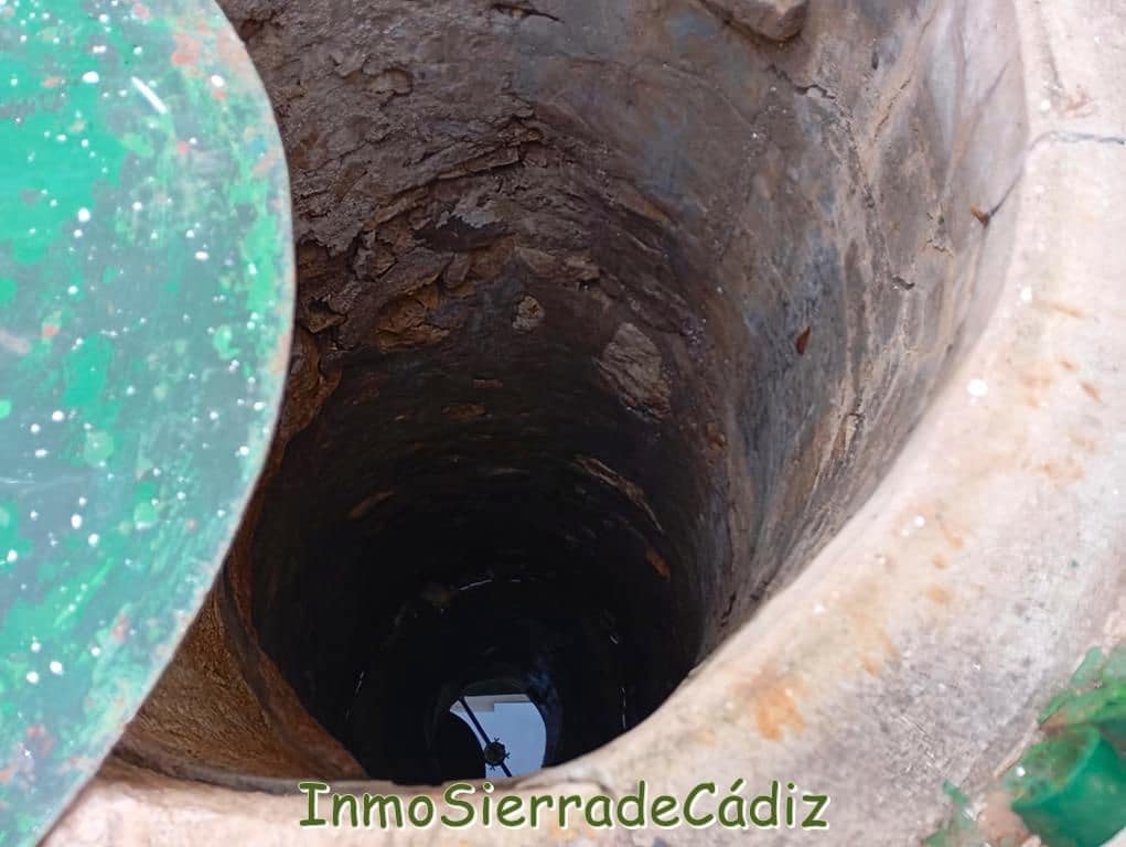 9 slaapkamer Huis te koop in Olvera - € 420.000 (Ref: 8944930)