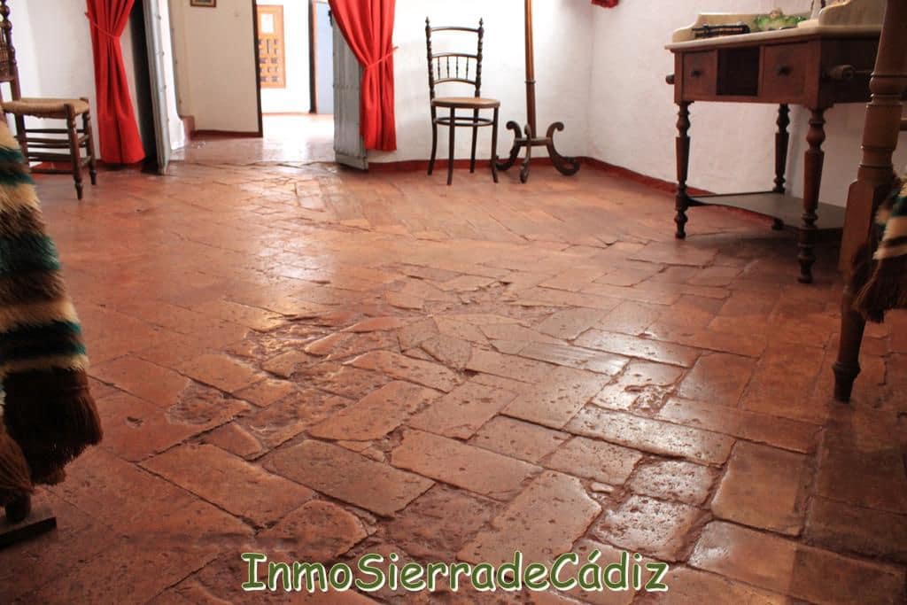 9 slaapkamer Huis te koop in Olvera - € 420.000 (Ref: 8944930)