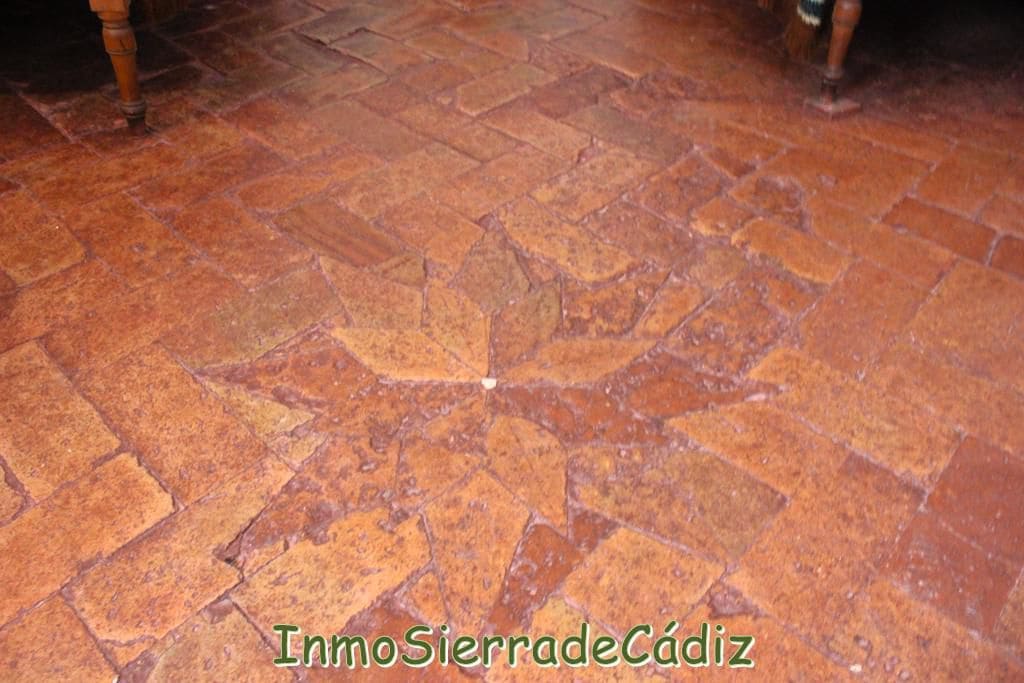 9 slaapkamer Huis te koop in Olvera - € 420.000 (Ref: 8944930)