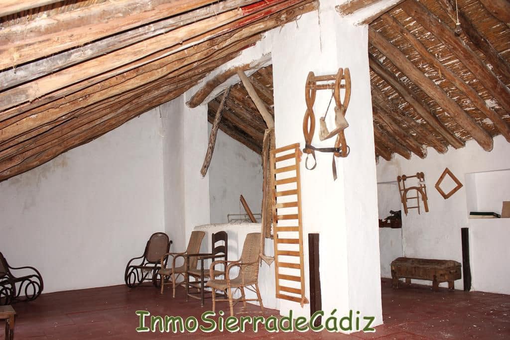 9 slaapkamer Huis te koop in Olvera - € 420.000 (Ref: 8944930)