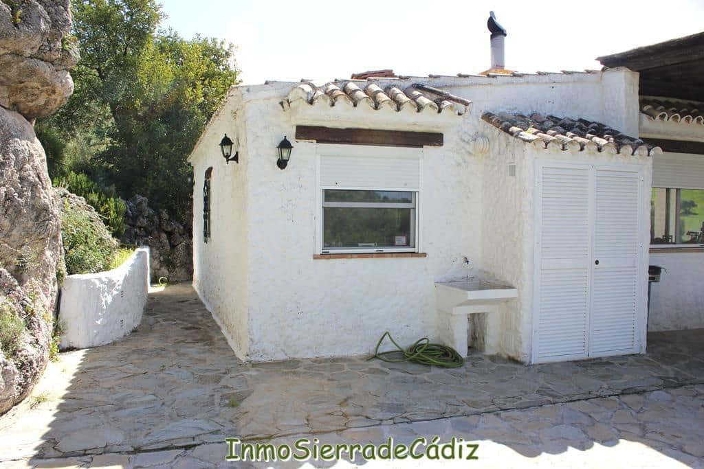 2 bedroom Finca/Country House for sale in Algodonales with garage - € 380,000 (Ref: 8960489)