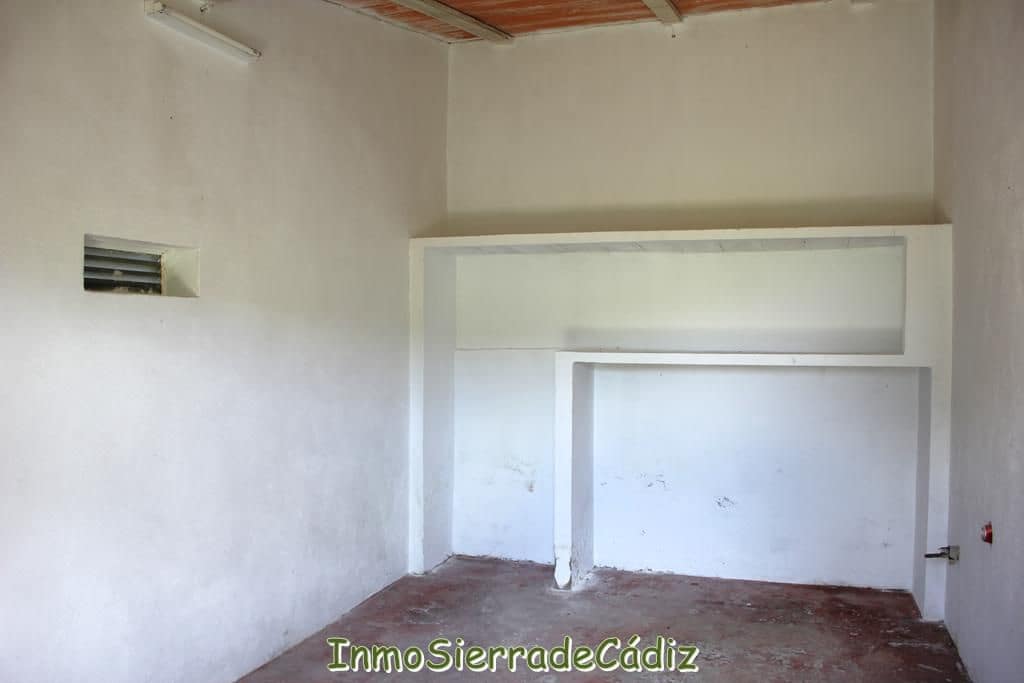 2 bedroom Finca/Country House for sale in Algodonales with garage - € 380,000 (Ref: 8960489)