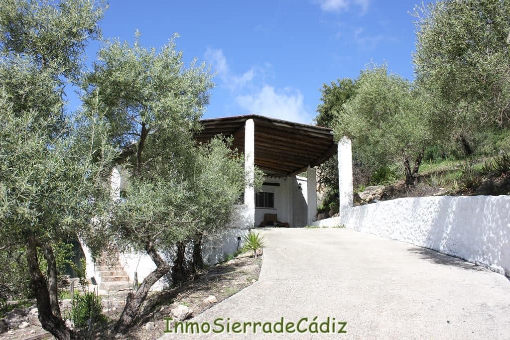 2 bedroom Finca/Country House for sale in Algodonales with garage - € 380,000 (Ref: 8960489)