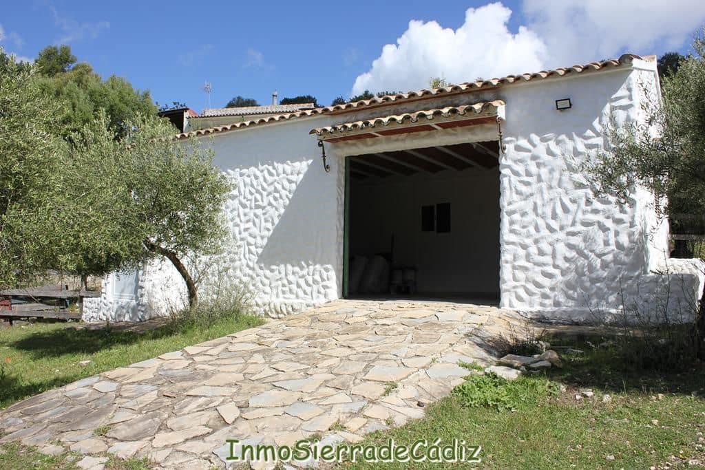 2 bedroom Finca/Country House for sale in Algodonales with garage - € 380,000 (Ref: 8960489)