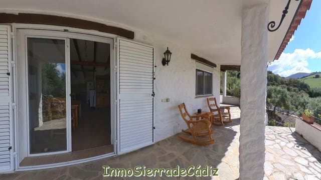 2 chambre Finca/Maison de Campagne à vendre à Algodonales avec garage - 380 000 € (Ref: 8960489)